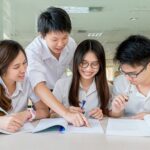 12 đề minh họa chuẩn cấu trúc THPTQG Ngọc Huyền LB – Tài liệu ôn thi hiệu quả