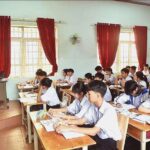 Đề thi thử số 7 THPTQG 2025 môn Toán có đáp án chi tiết (các trường Sở GD)