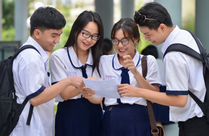 Hàm số và phương trình lượng giác: Kiến thức toán học và công thức toán học quan trọng